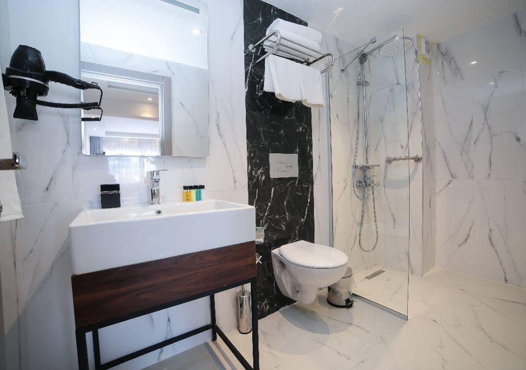 The Roomy Hotel Sisli Stambuł Zewnętrze zdjęcie